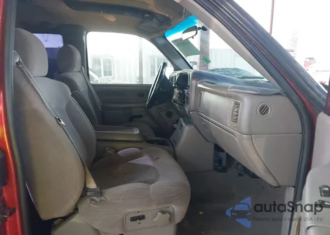 2000 Chevrolet Silverado 1500 Ls из США, поврежденный, VIN 2GCEC19T9Y1303391